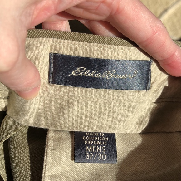 Men’s tan 32/30 cuffed wool Eddie Bauer pants - Picture 2 of 6